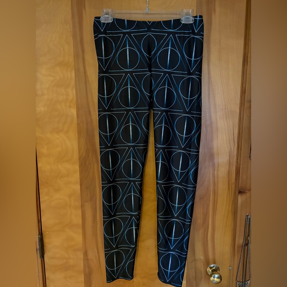 Blackmilk- Harry Potter Leggings with Deathly Hallows Pattern